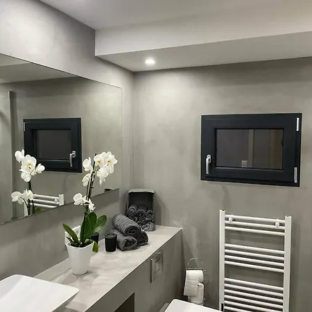 Moderne In Waldrandlage Mit Einem Hauch Von Luxus شقة Burgthann