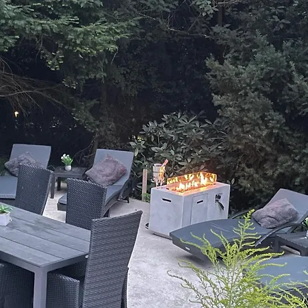 Moderne In Waldrandlage Mit Einem Hauch Von Luxus Burgthann