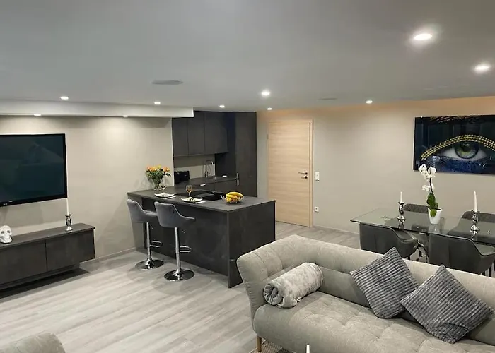 Moderne In Waldrandlage Mit Einem Hauch Von Luxus Daire *